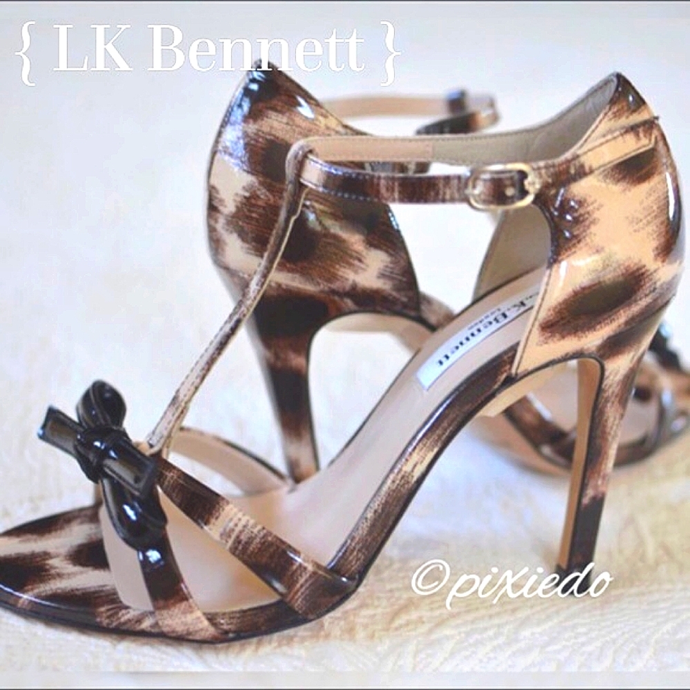 {H💋ST PICK} LK Bennett Anya T-Strap animal print